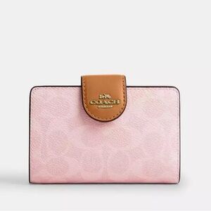 New Coach Medium Corner Zip Wallet In Signature Canvas CEC29